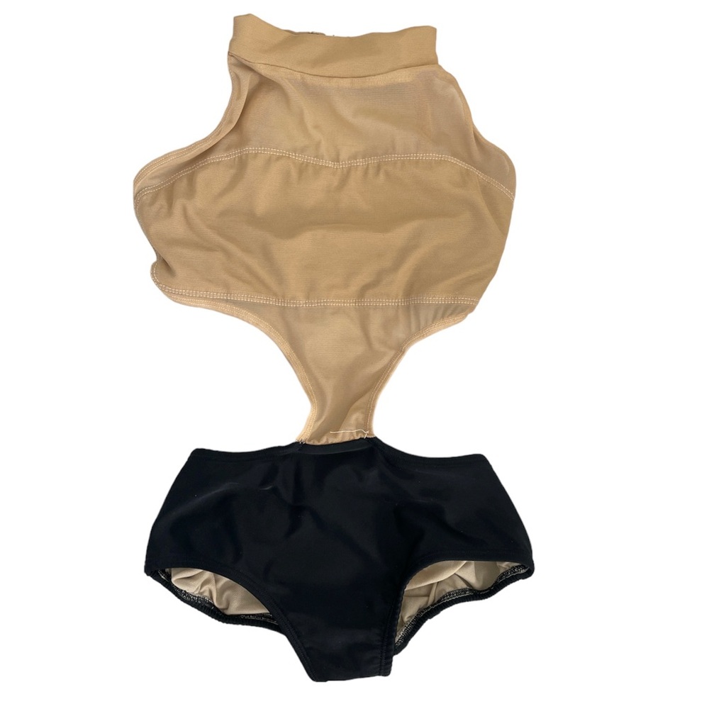 Ilogear Leo AXS